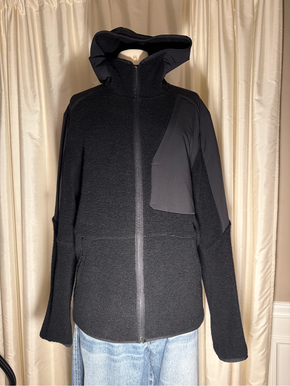 lululemon athletica Black Hooded Wool Blend Teddy Fleece Jacket - Picture 7 of 9